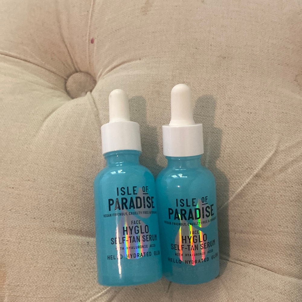 2 Isle of Paradise Face Hyglo Self-Tan Serum